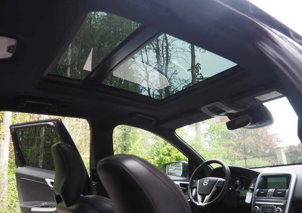 Volvo XC 60 cena 59900 przebieg: 237400, rok produkcji 2015 z Sanok małe 742